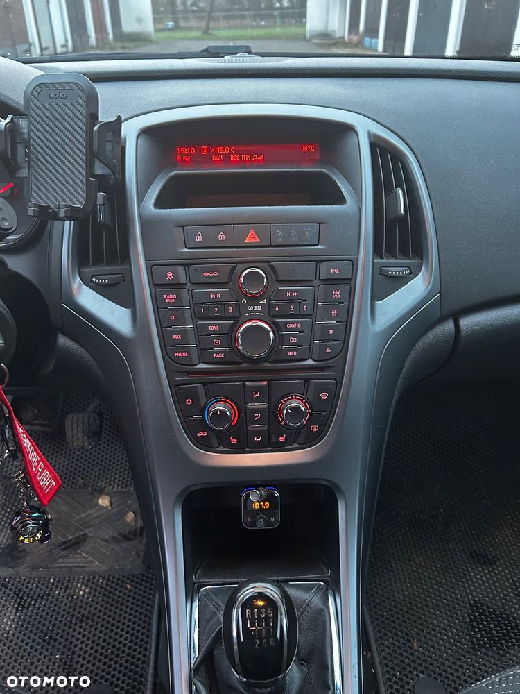 Opel Astra 1.4 Turbo - 10