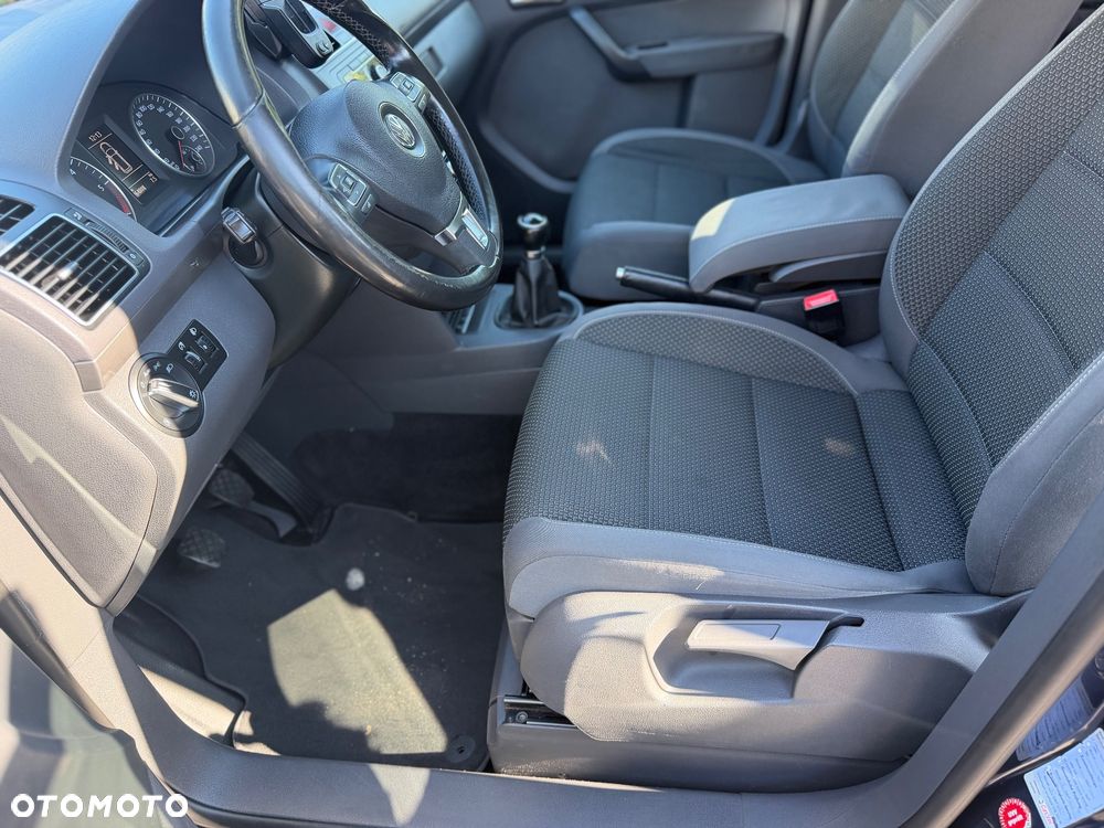 Volkswagen Touran 2.0 TDI DPF Comfortline - 17