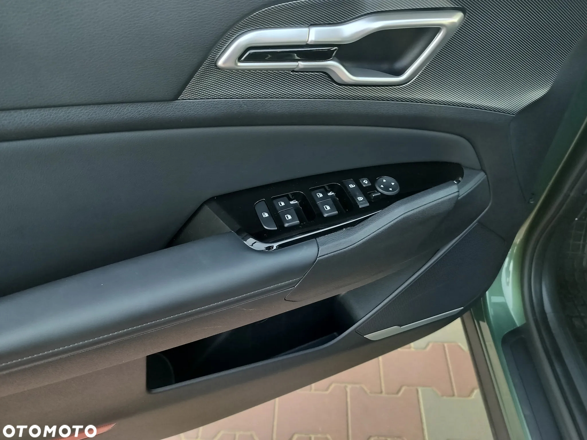 Kia Sportage 1.6 T-GDI HEV Business Line 2WD - 32