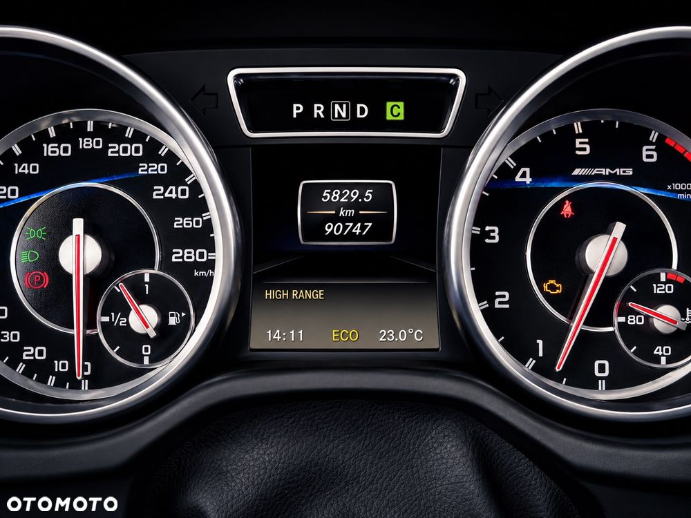Mercedes-Benz Klasa G 63 AMG AMG SPEEDSHIFT 7G-TRONIC - 3