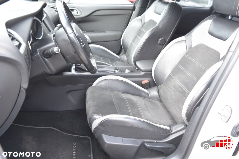 DS Automobiles DS 4 Crossback - 17