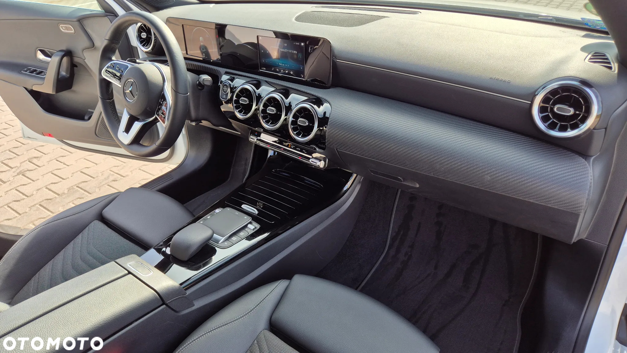 Mercedes-Benz Klasa A 180 Style 7G-DCT - 10