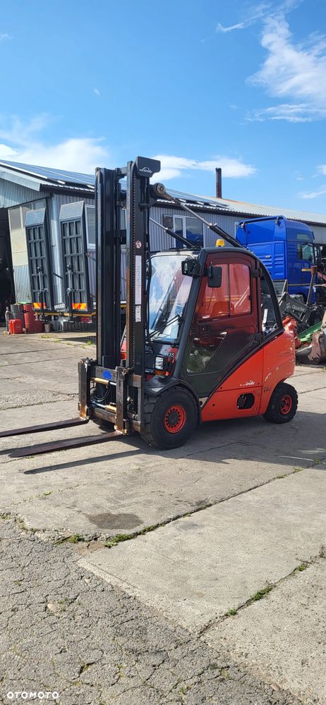 Linde H 35 Pełna kabina przesuw Diesel - 11
