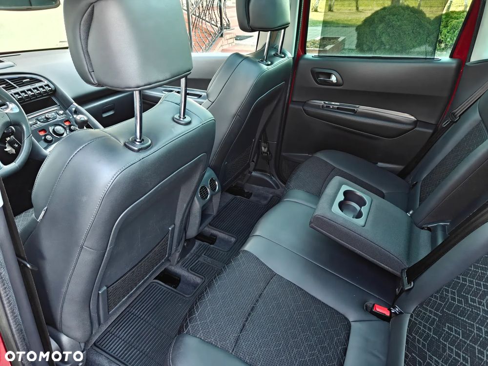 Peugeot 3008 HDi FAP 150 Allure - 17