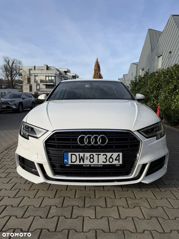 Audi A3 Sportback 1.5 TFSI Sport S tronic - 1