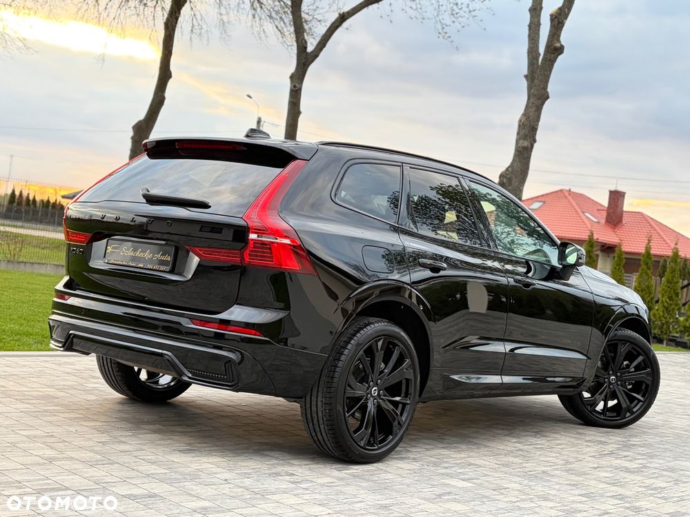 Volvo XC 60 B5 B AWD Plus Black Edition - 3