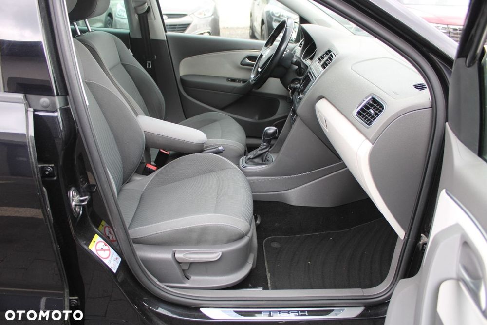 Volkswagen Polo - 24