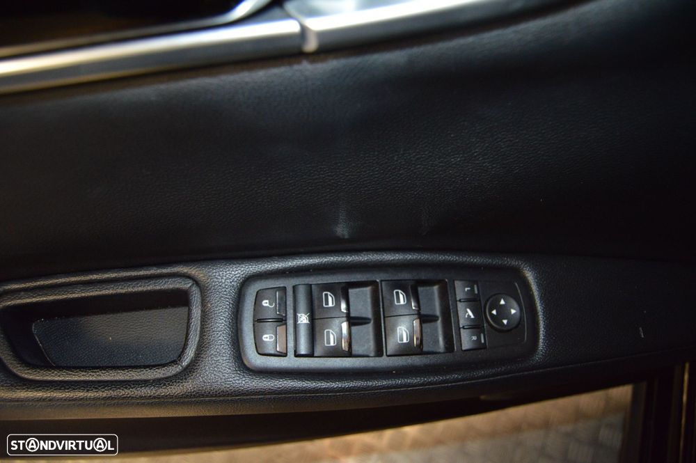 Maserati Ghibli 3.0 V6 - 35