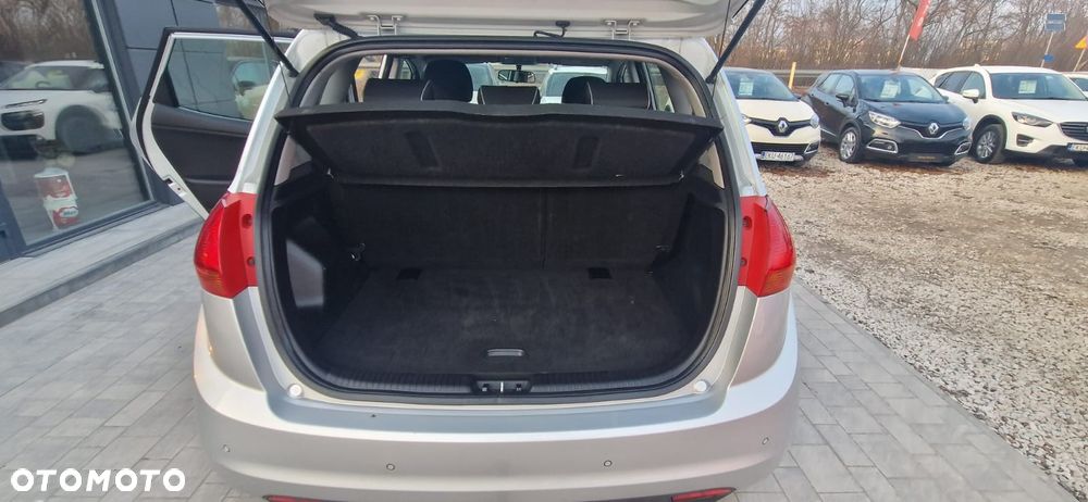 Kia Venga 1.4 CVVT Attract - 21