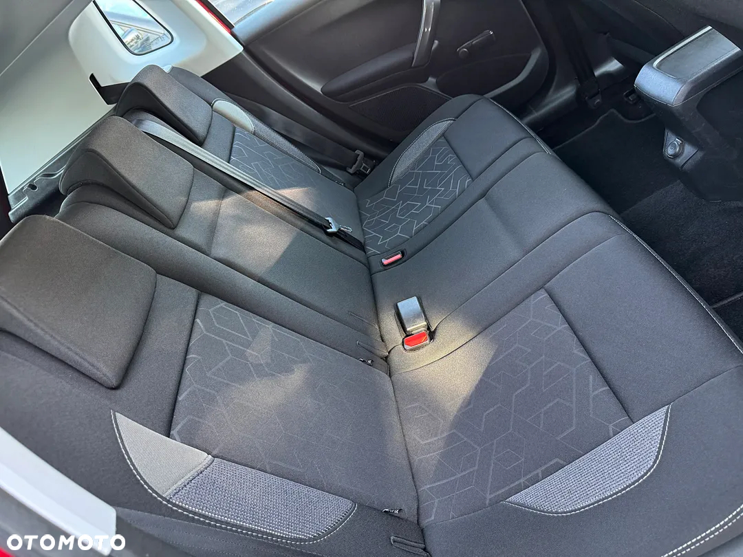 Peugeot 2008 - 33