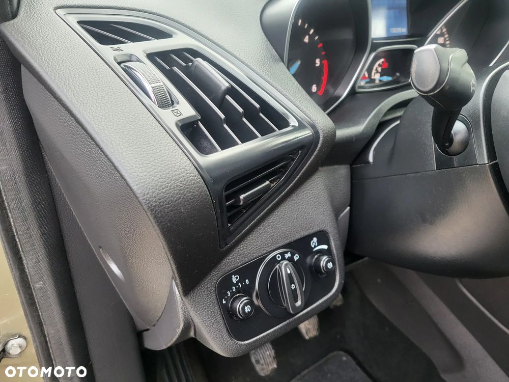 Ford Kuga 2.0 TDCi 4x4 Trend - 13