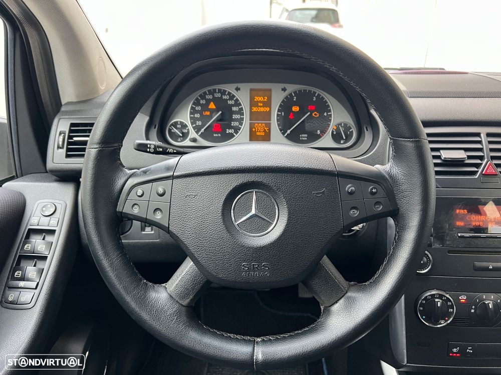 Mercedes-Benz B 200 CDI - 23