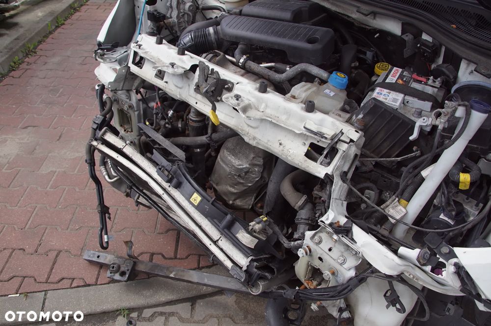 Auto na części - Fiat Doblo II Lift 1.4 T-Jet 120 KM 198A4000 M32 249 2018R Silnik Skrzynia Drzwi Szyba Zderzak Klapa Deska Kokpit Sterownik Moduł Licznik Kierownica - 18