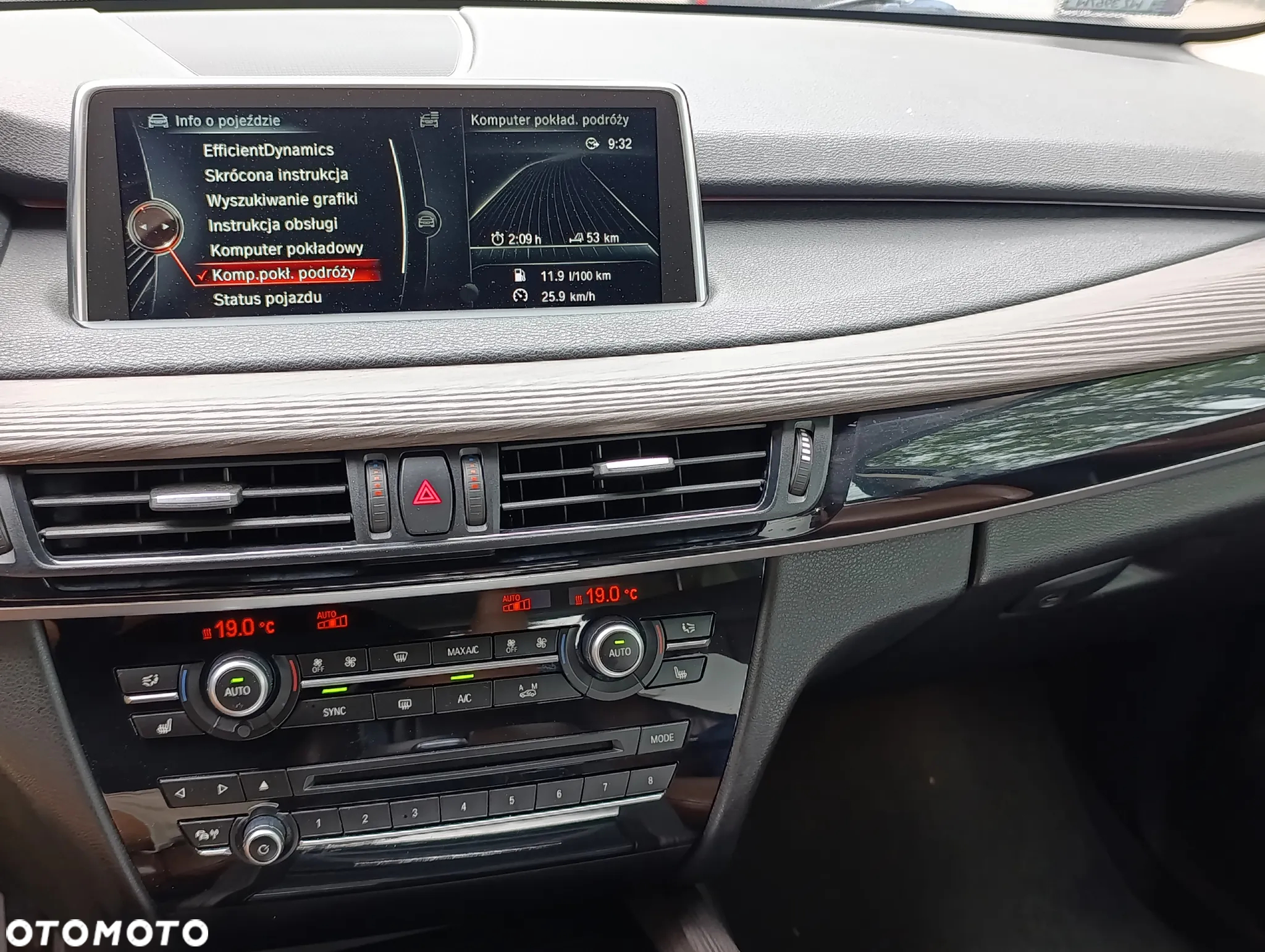 BMW X5 xDrive30d - 23