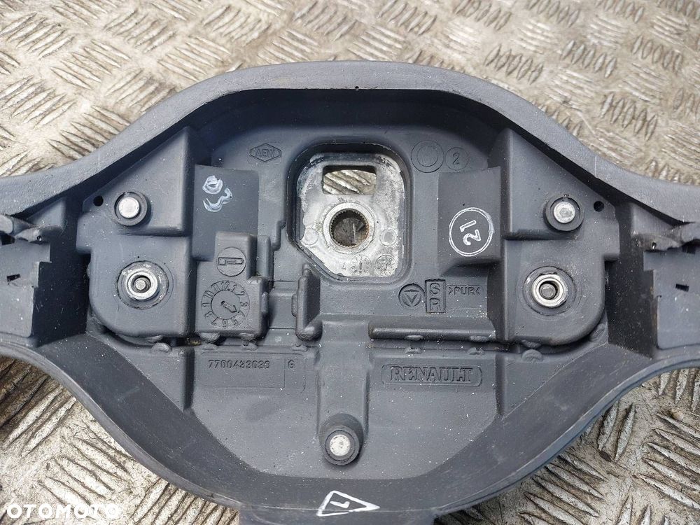KIEROWNICA + PODUSZKA THALIA I CLIO II 7700499028 7700433030 - 8