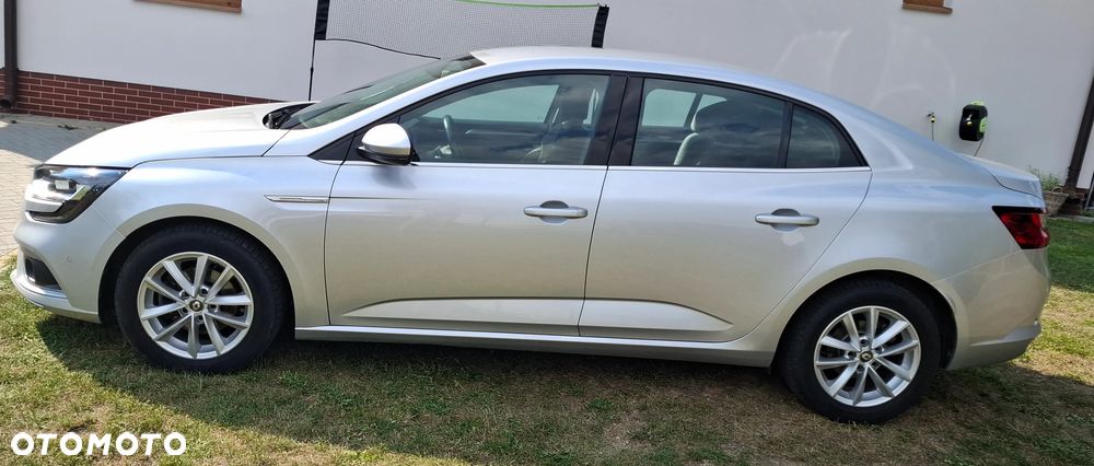 Renault Megane 1.3 TCe FAP Intens EDC - 4