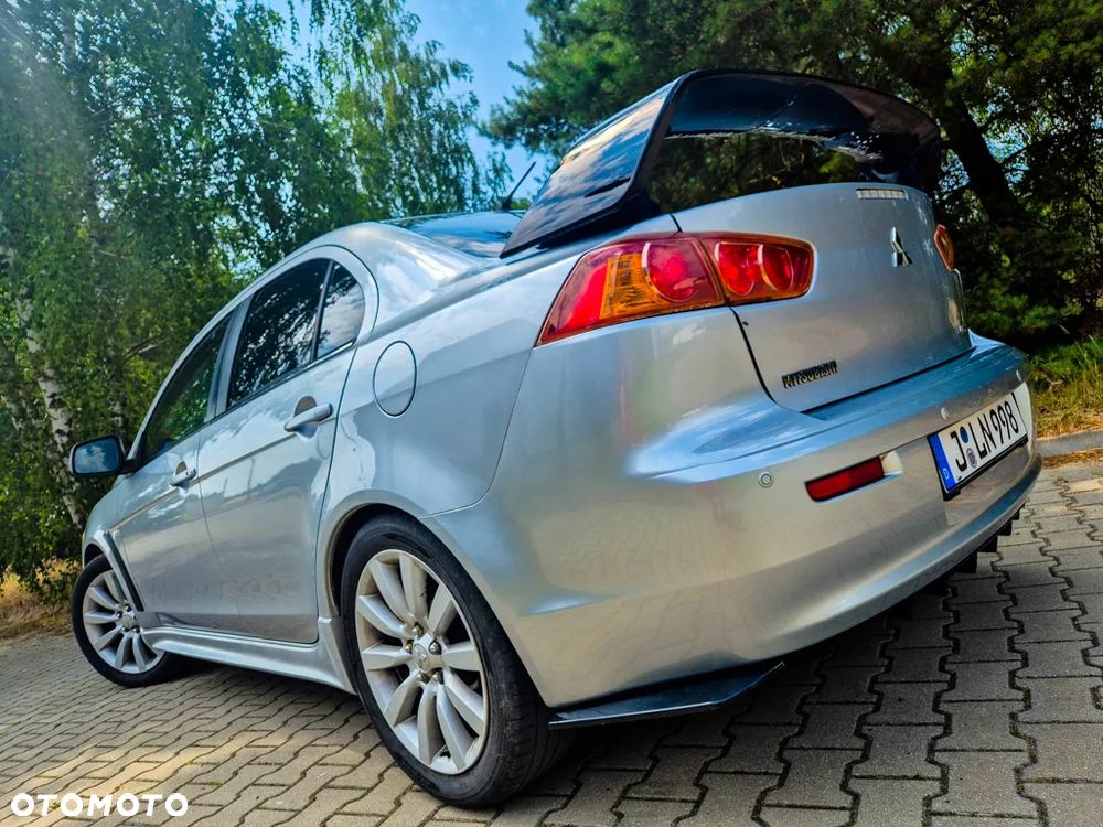 Mitsubishi Lancer 1.8 Intense - 14