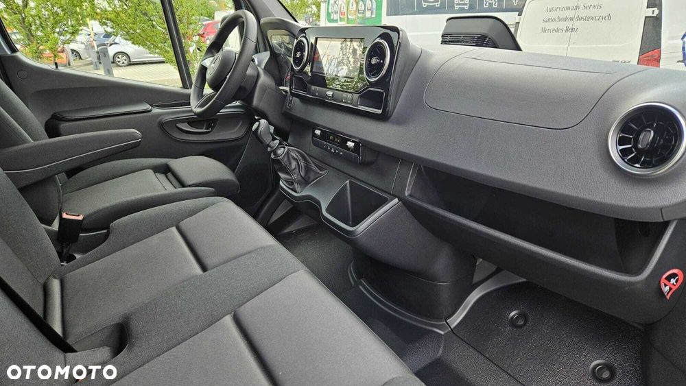 Mercedes-Benz Sprinter 319 CDI KA OM654 - 14