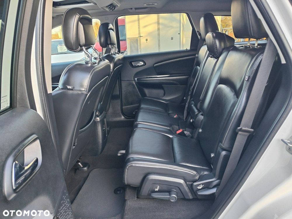 Fiat Freemont 2.0 Multijet 16V DPF Urban - 29