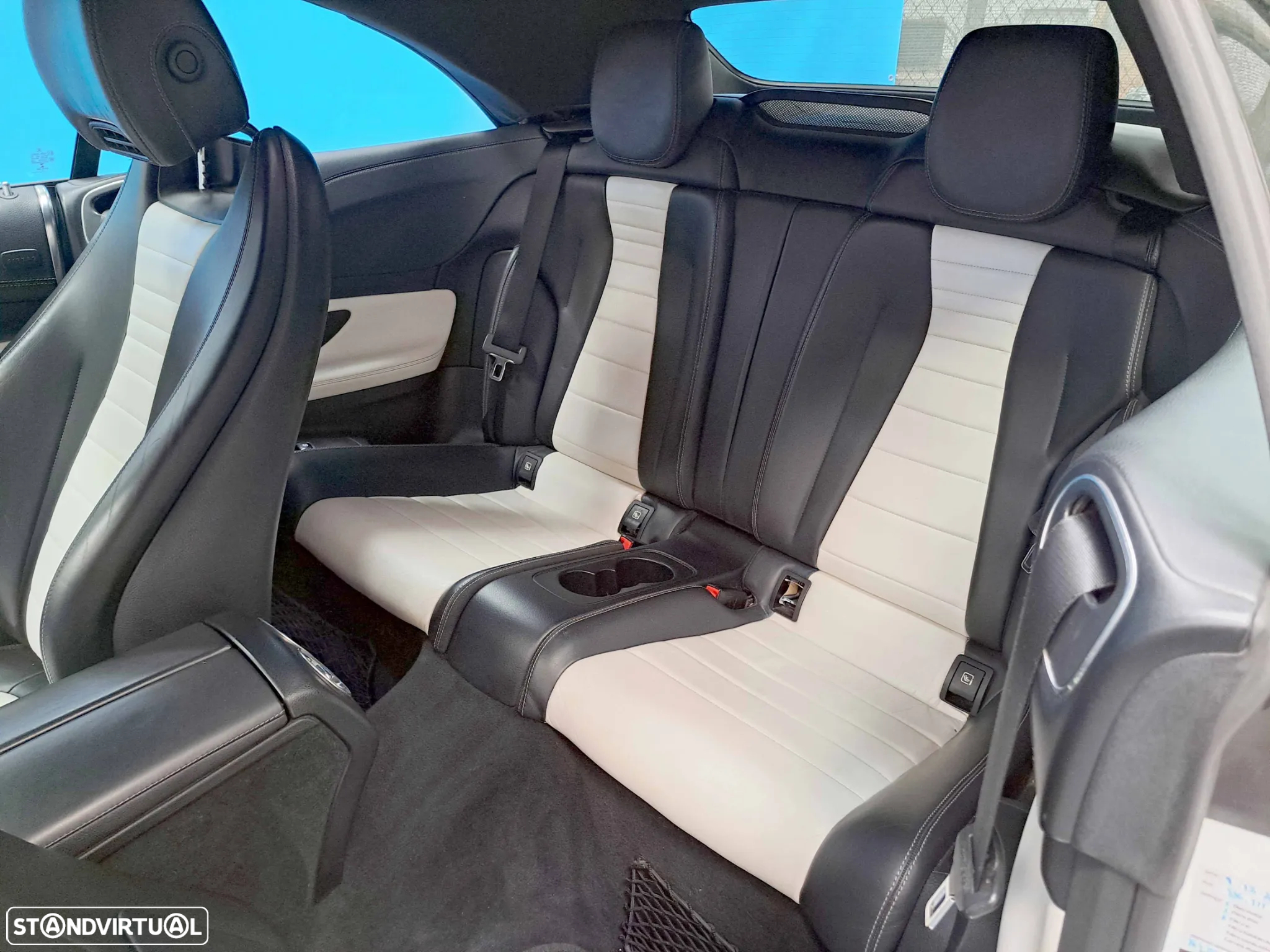 Mercedes-Benz E 220 d AMG Line Aut. - 23