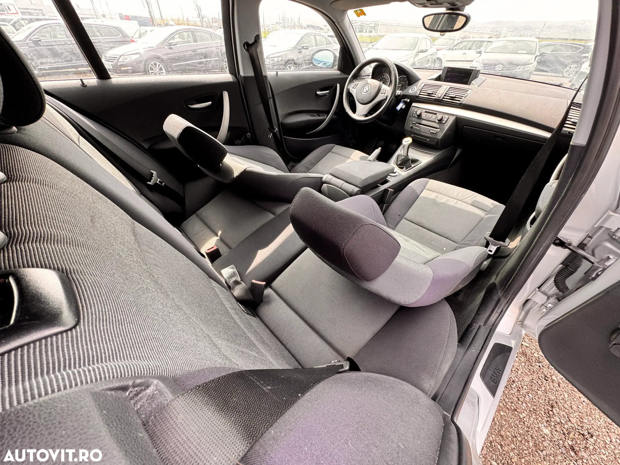BMW Seria 1 116i - 30