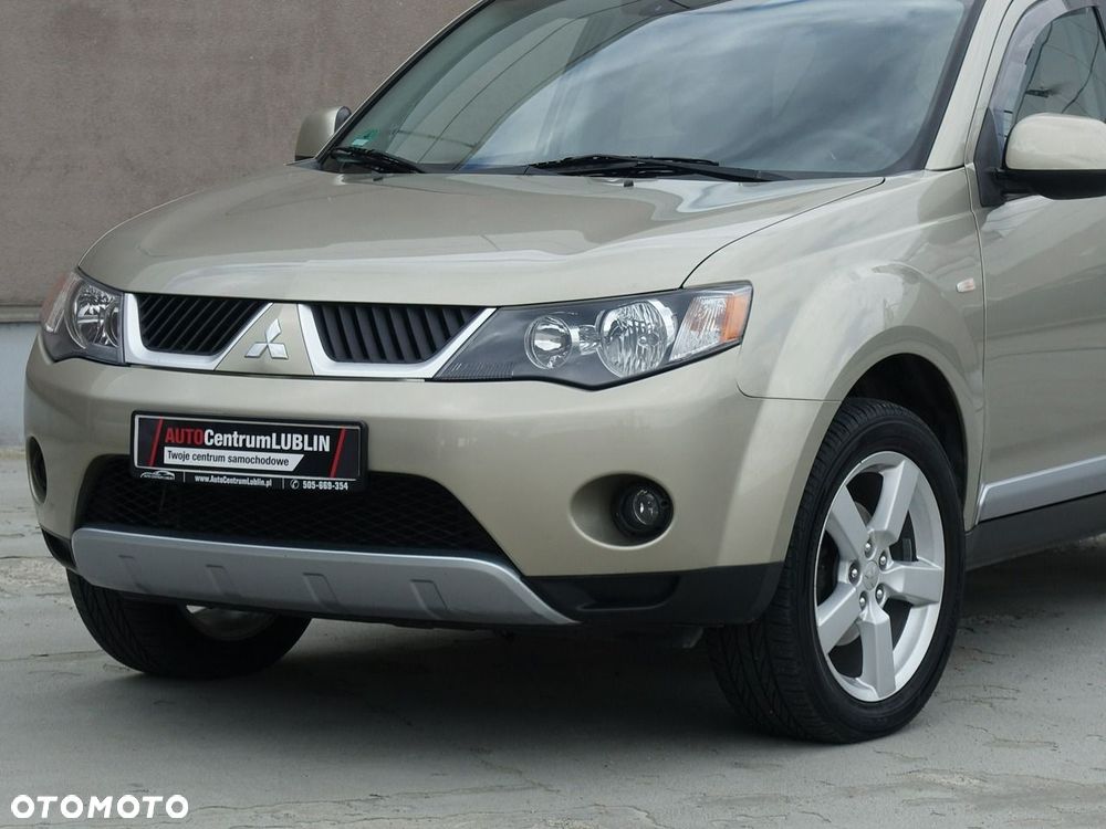 Mitsubishi Outlander 2.4 4WD Inform - 7