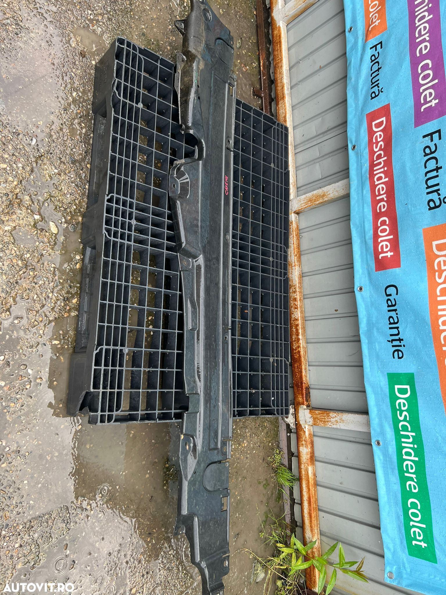 Scut lateral prag dreapta Porsche Cayenne 7P 2010 2017 - 1