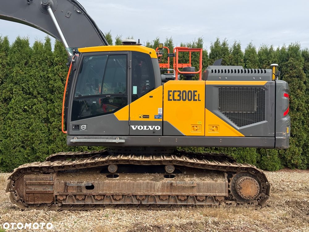 Volvo EC 300 EL - 6