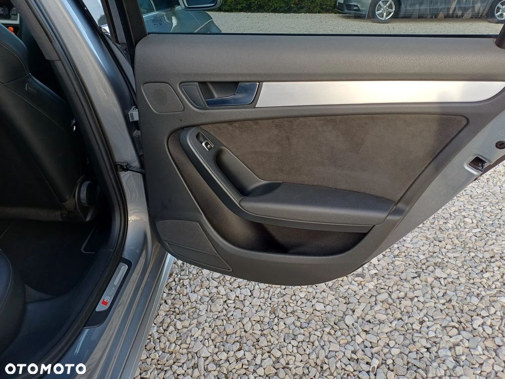Audi A4 Avant 2.0 TDI DPF S line Sportpaket - 31