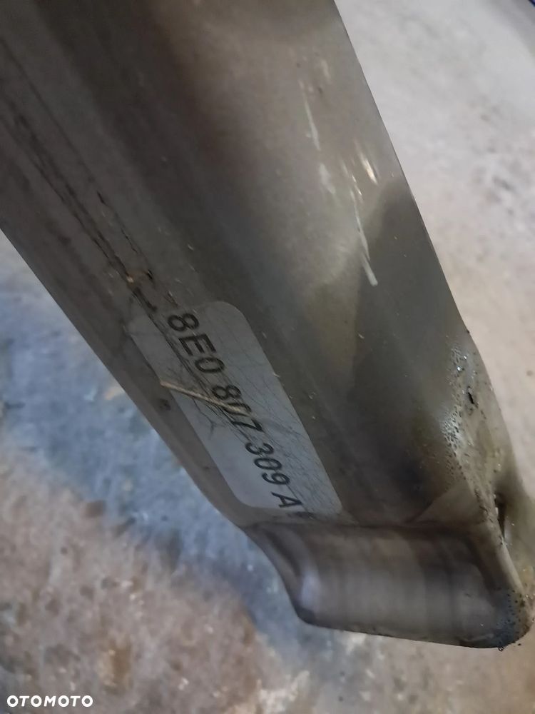 Audi A4 B6 2.5 V6 TDI Quattro Hak holowniczy 8E0 807 309 A - 3