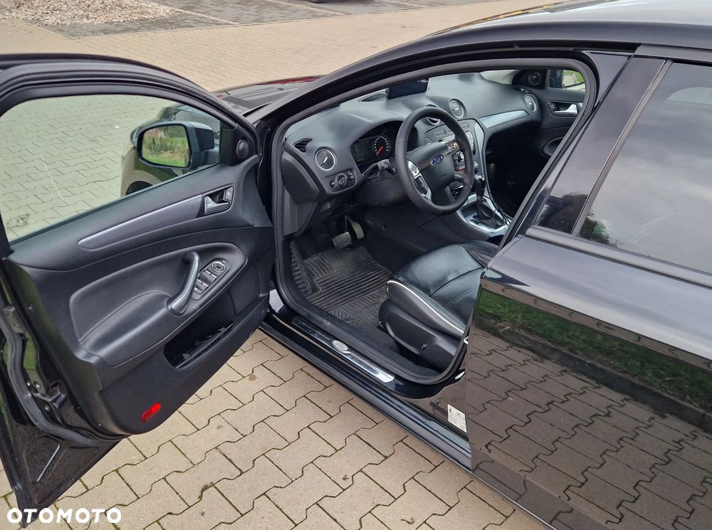 Ford Mondeo 2.0 EcoBoost Titanium - 14