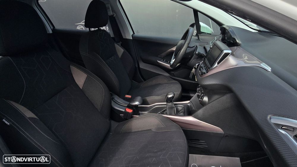 Peugeot 2008 1.4 HDi Active - 12