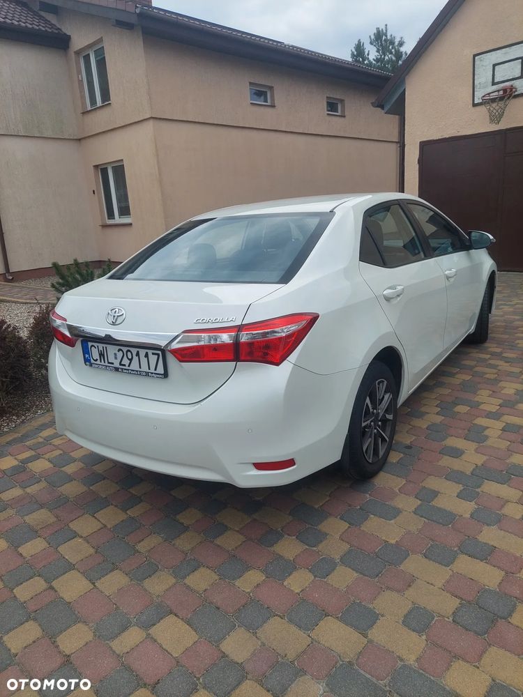 Toyota Corolla 1.6 Active - 12