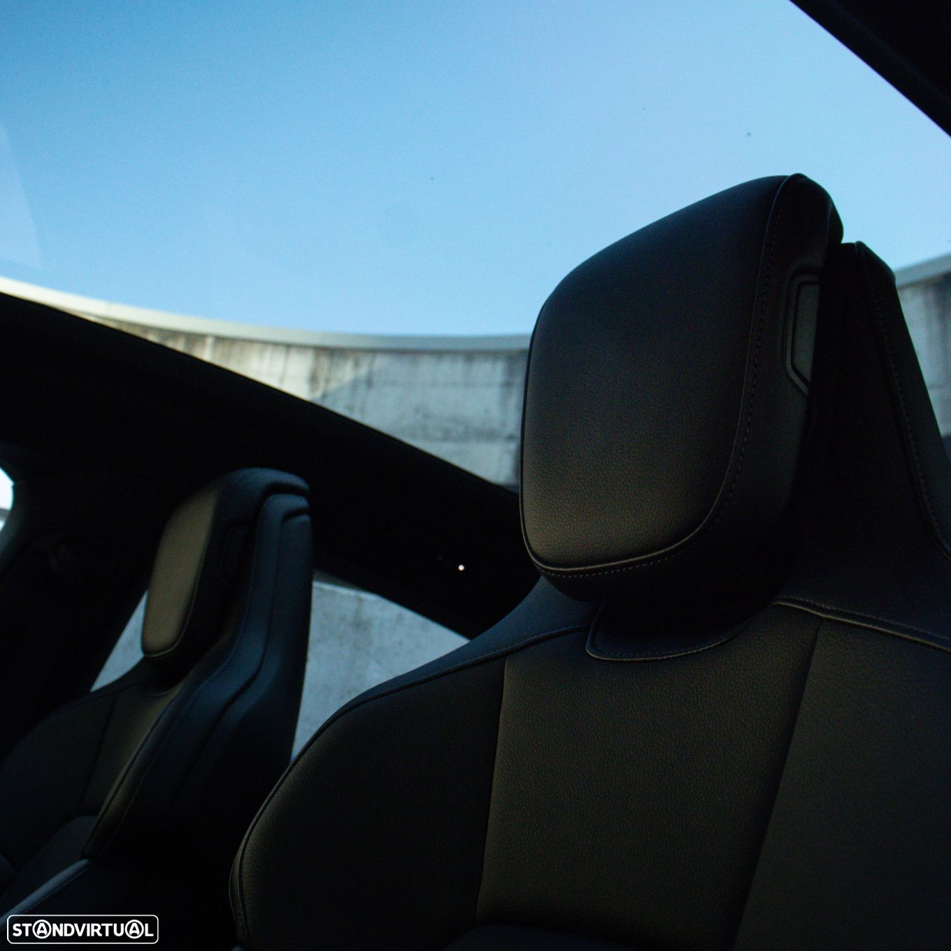 Porsche Taycan Standard - 27