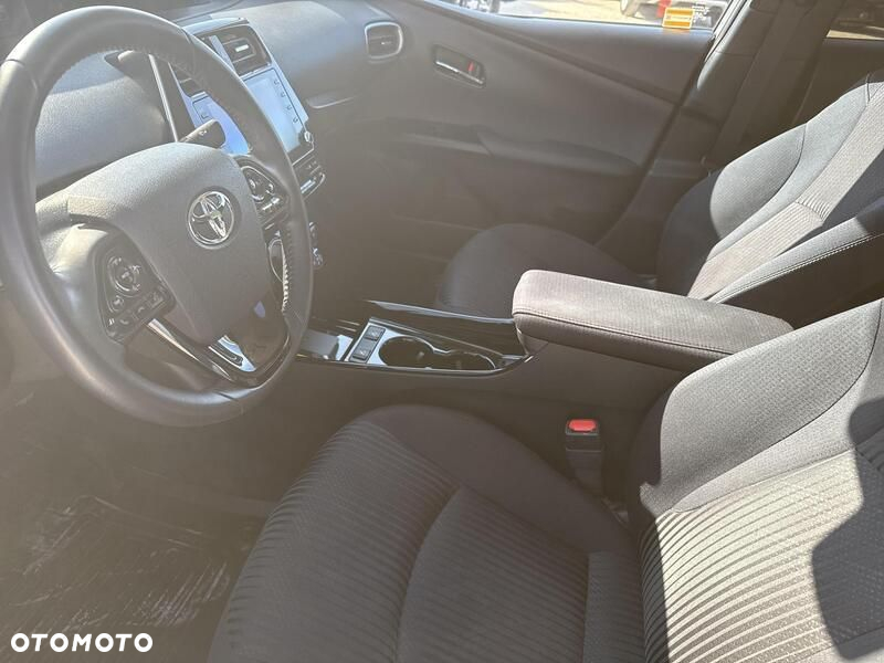 Toyota Prius - 11