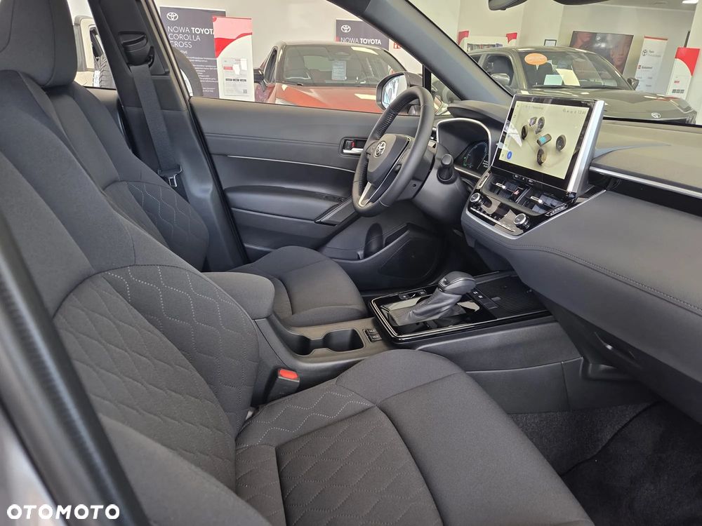 Toyota Corolla Cross 1.8 Hybrid Style - 18