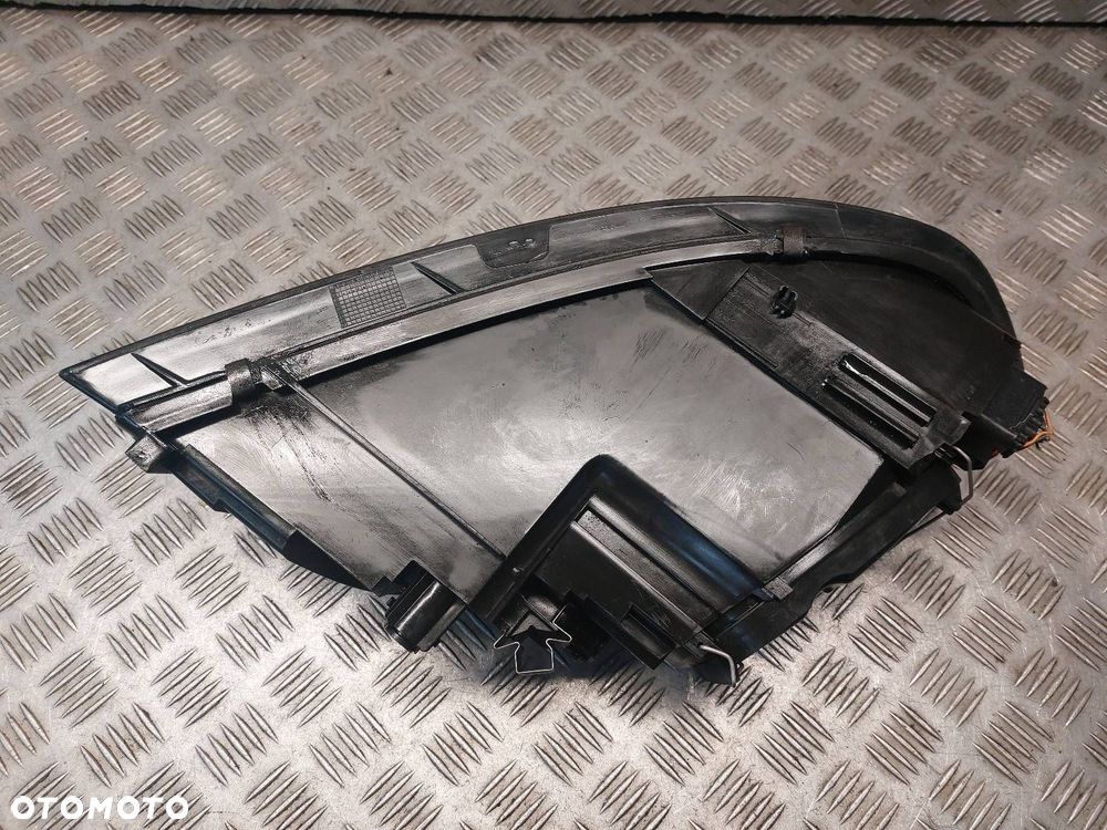 LAMPA LEWY PRZÓD VOLVO S40 II 30698636 0301198201 - 4