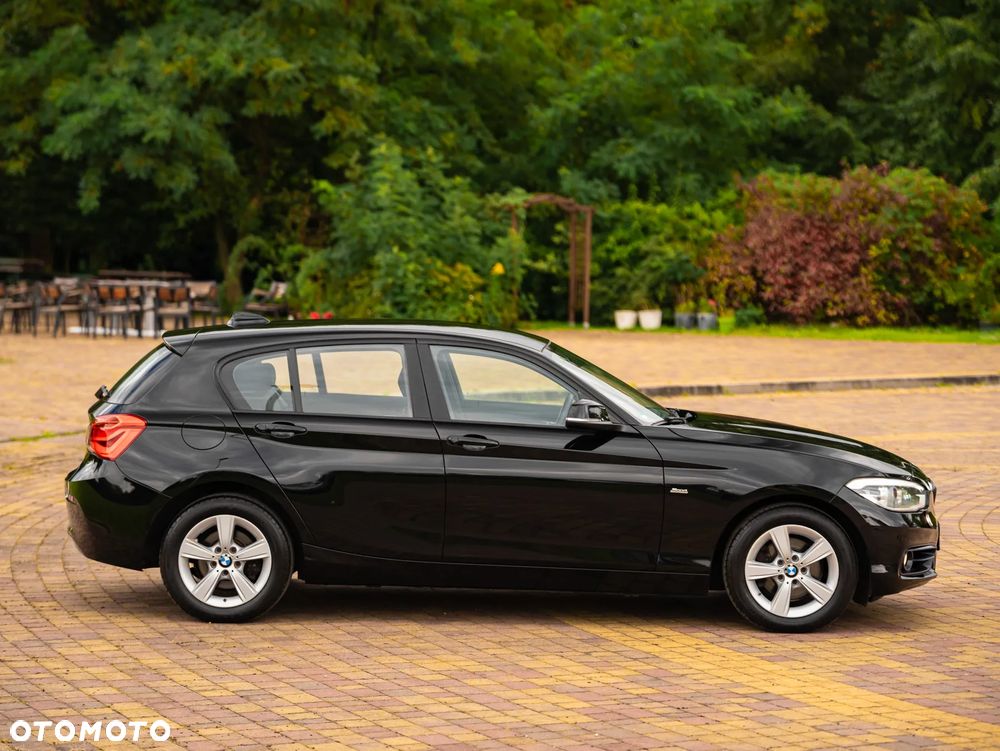 BMW Seria 1 120i Sport Line - 11