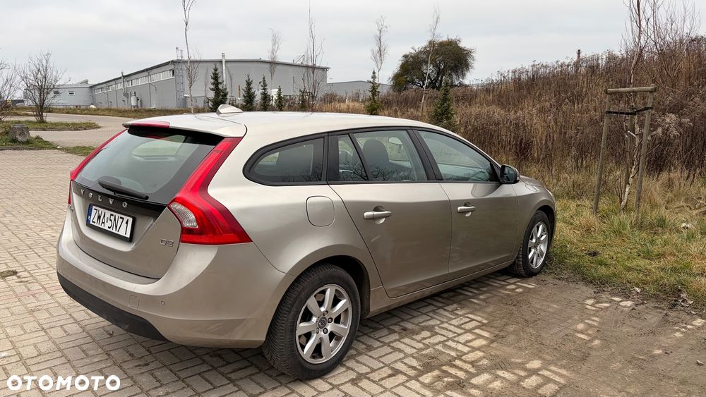 Volvo V60 DRIVe - 3