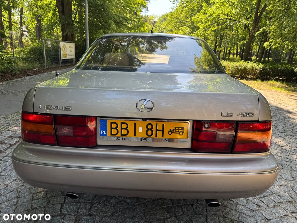 Lexus LS - 6