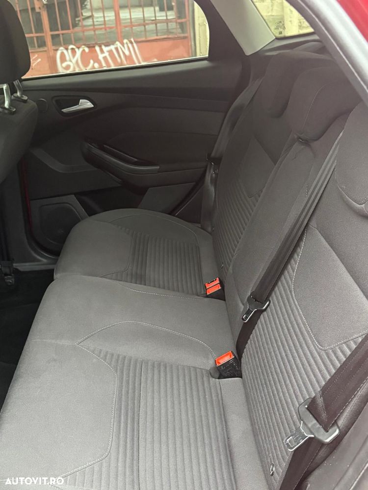 Ford Focus 1.5 EcoBoost Trend - 21