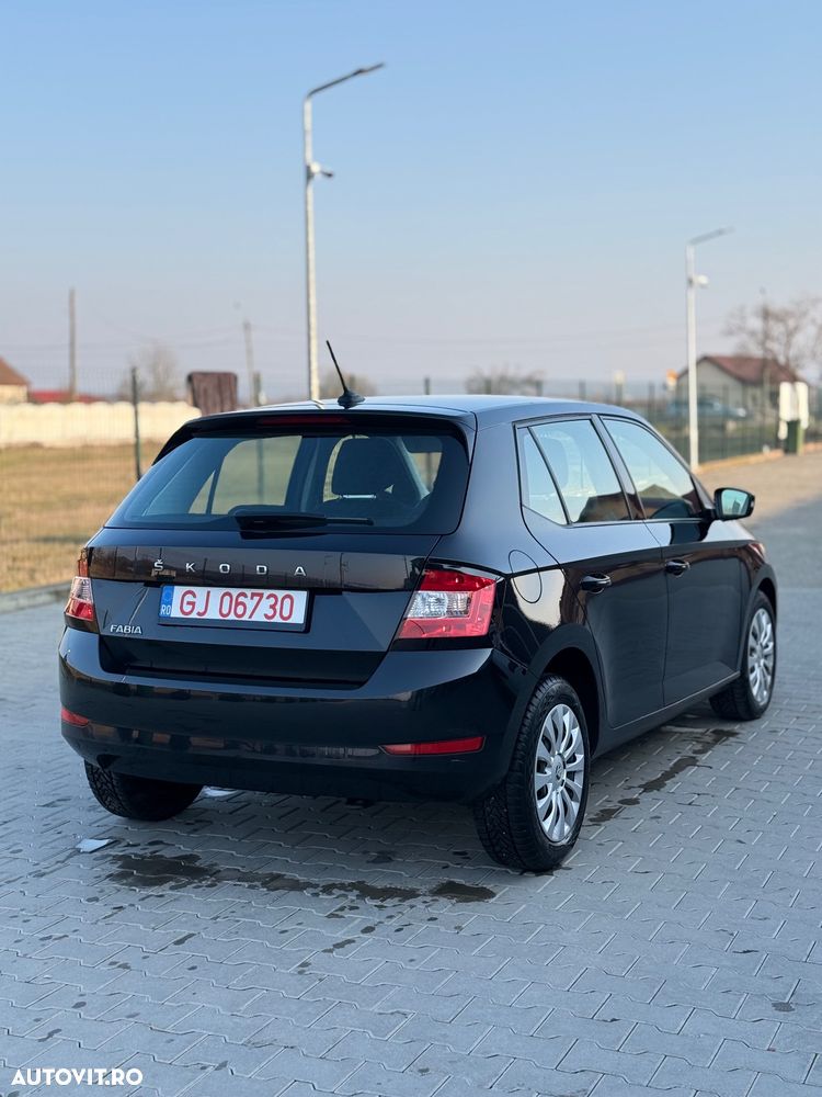 Skoda Fabia 1.0 MPI Active - 5
