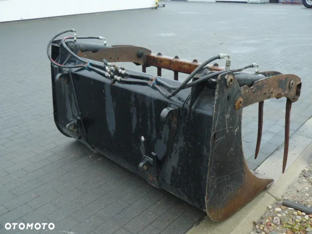 Kubota M8540 z ładowaczem Quicke - 17