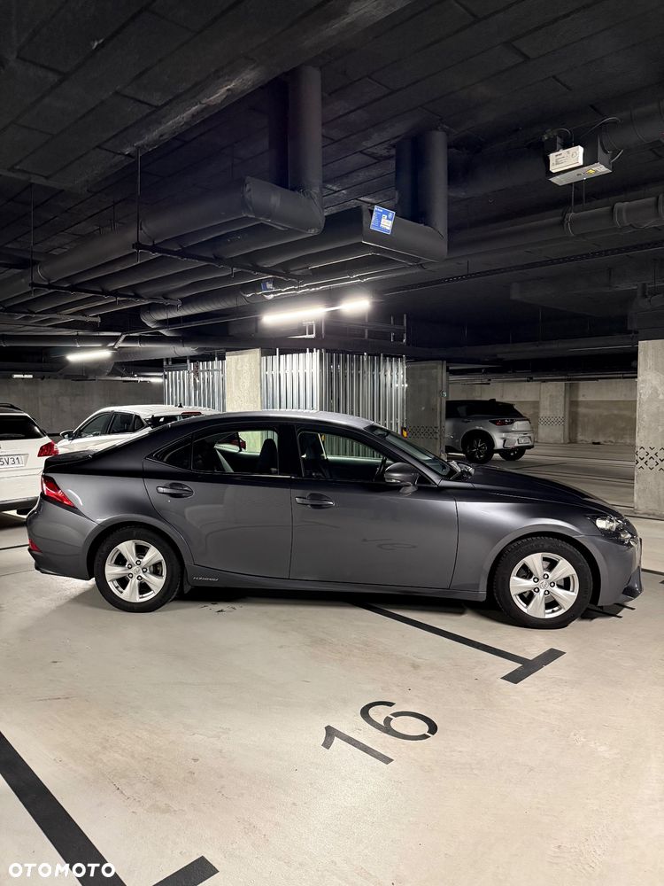 Lexus IS 300h Elite - 7