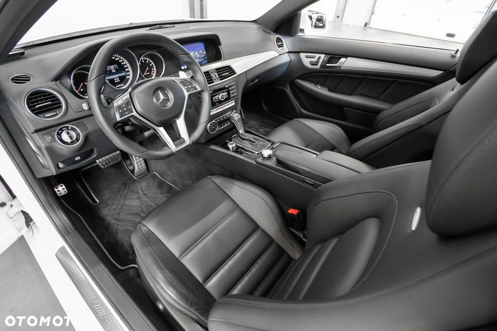 Mercedes-Benz Klasa C - 25