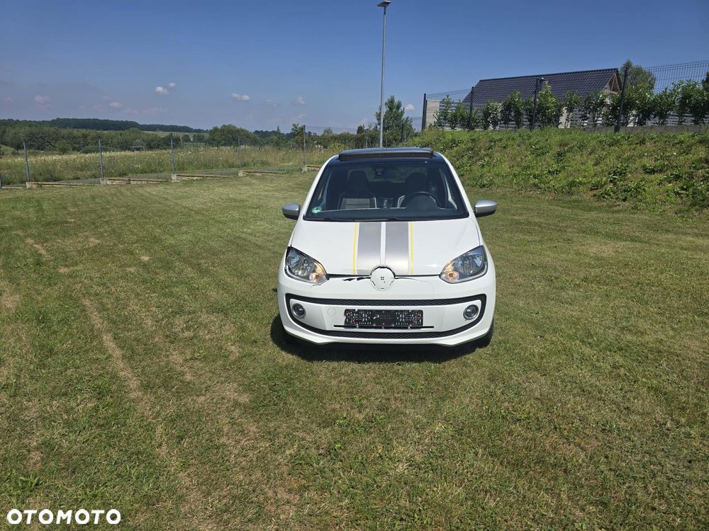Volkswagen up! - 3