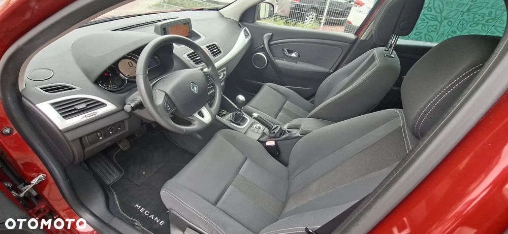 Renault Megane TCe 180 GT - 7