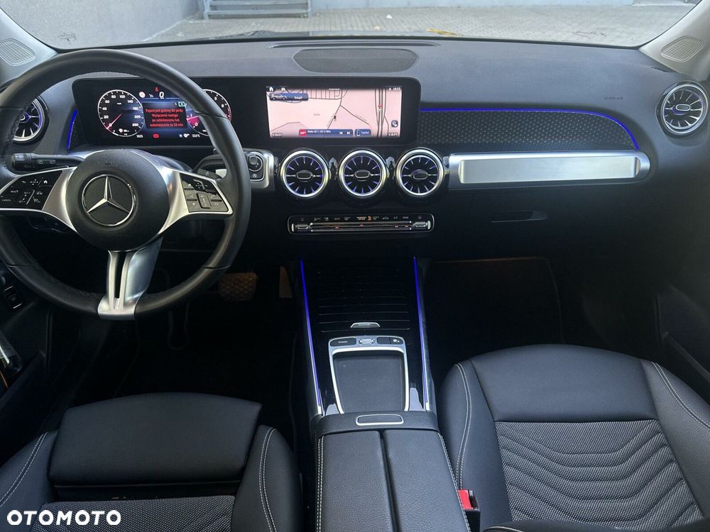 Mercedes-Benz GLB 200 Progressive 7G-DCT - 16