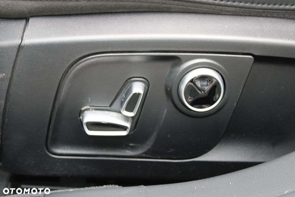 Maserati Quattroporte Modena - 13