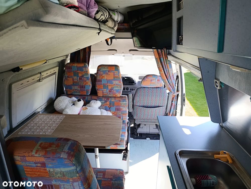 Ford Transit - 12